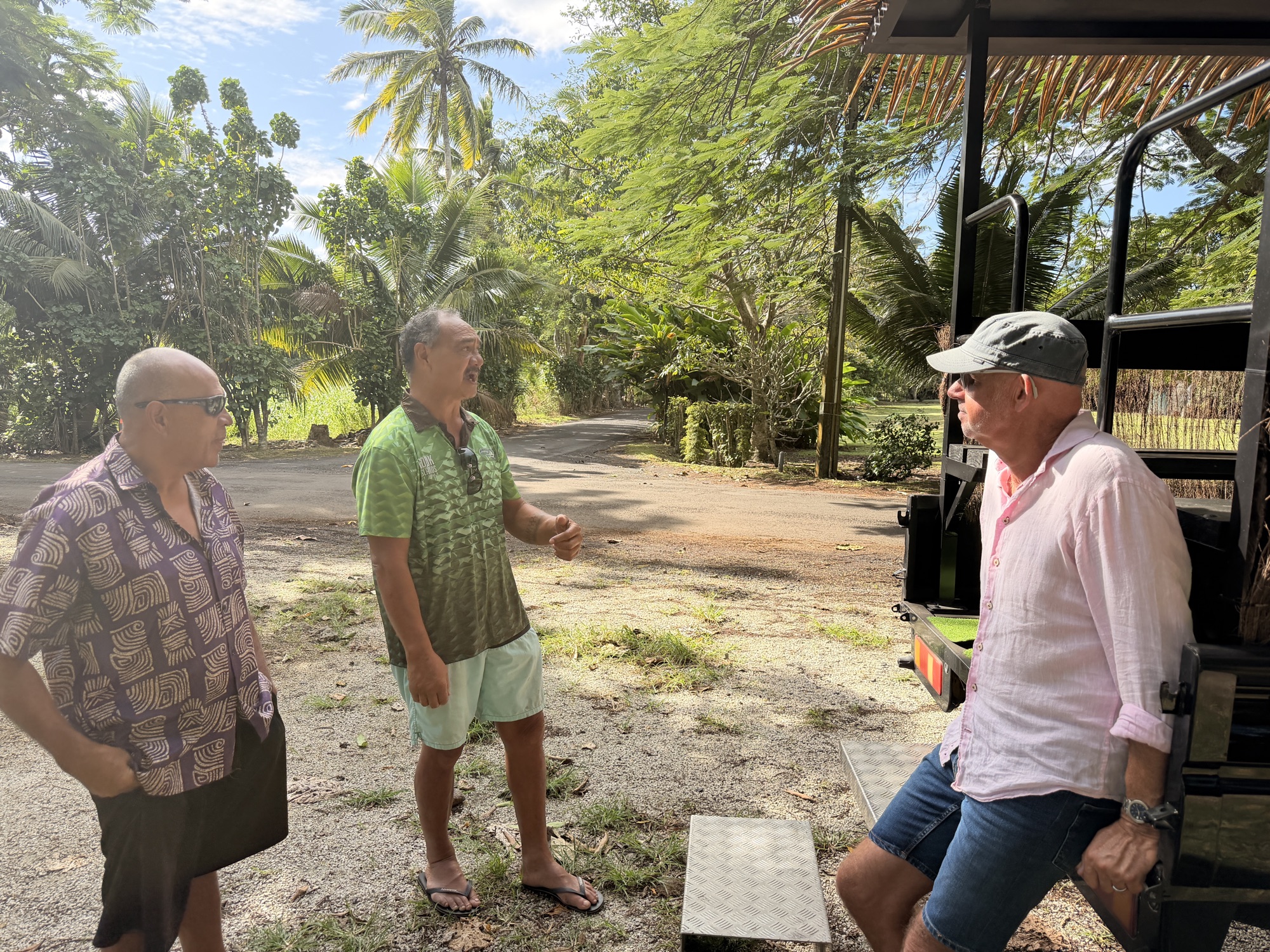 Te Waka Tour on Rarotonga